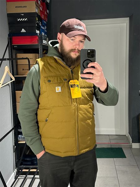 Carhartt Montana Puffer Vest, In stock